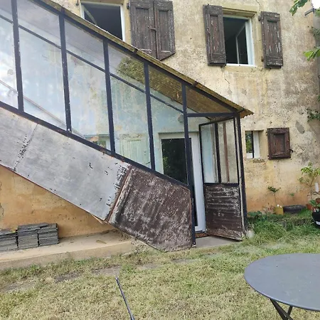 Maisonnette De Vignes Avec Vue Imprenable