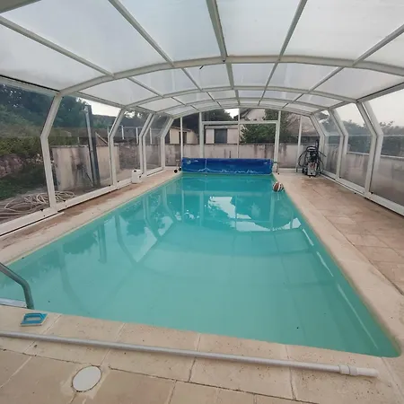 Hébergement de vacances Maisonnette De Vignes Avec Vue Imprenable Marvejols